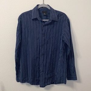 Men’s Medium Button-Down Shirt